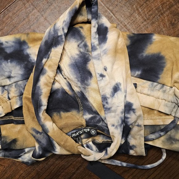BLANK NYC Split Drawstring Hem Tie Dye Pullover Hoody Gotta Be You Size MEDIUM - Picture 2 of 2